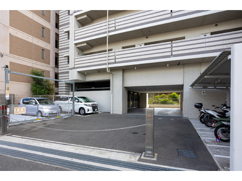 ディモア吹田千里丘-h