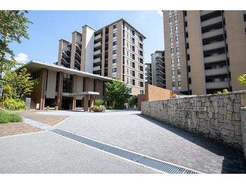 プレミスト北千里クラッシィ-h