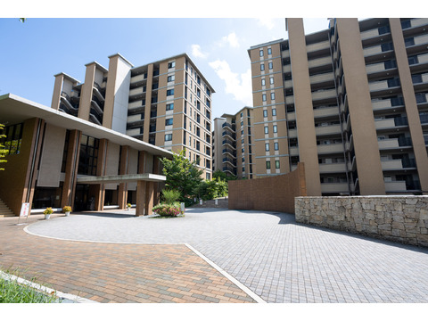 プレミスト北千里クラッシィ-h