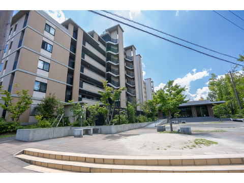 プレミスト北千里クラッシィ-h