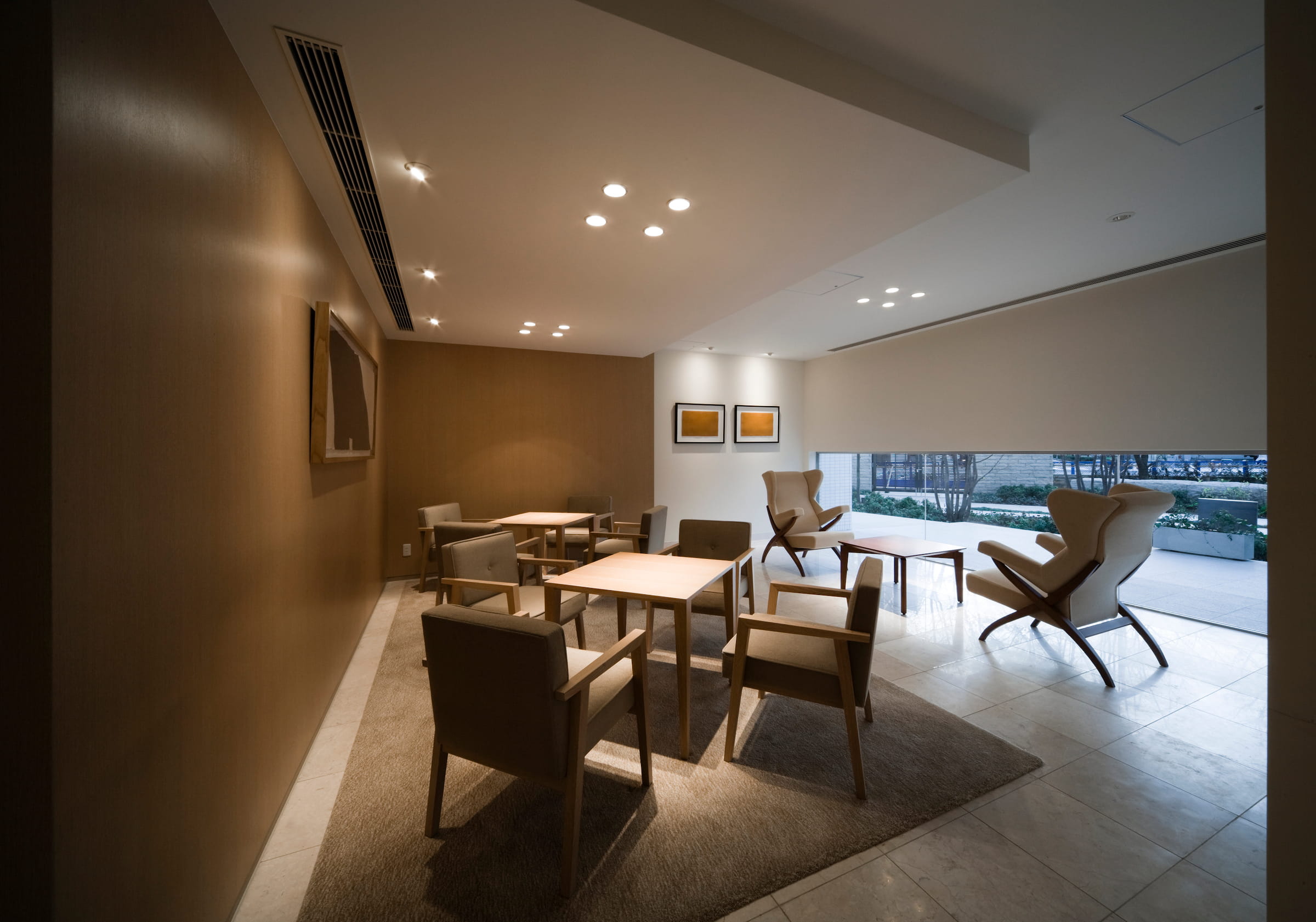 M.M.TOWERS FORESIS-h