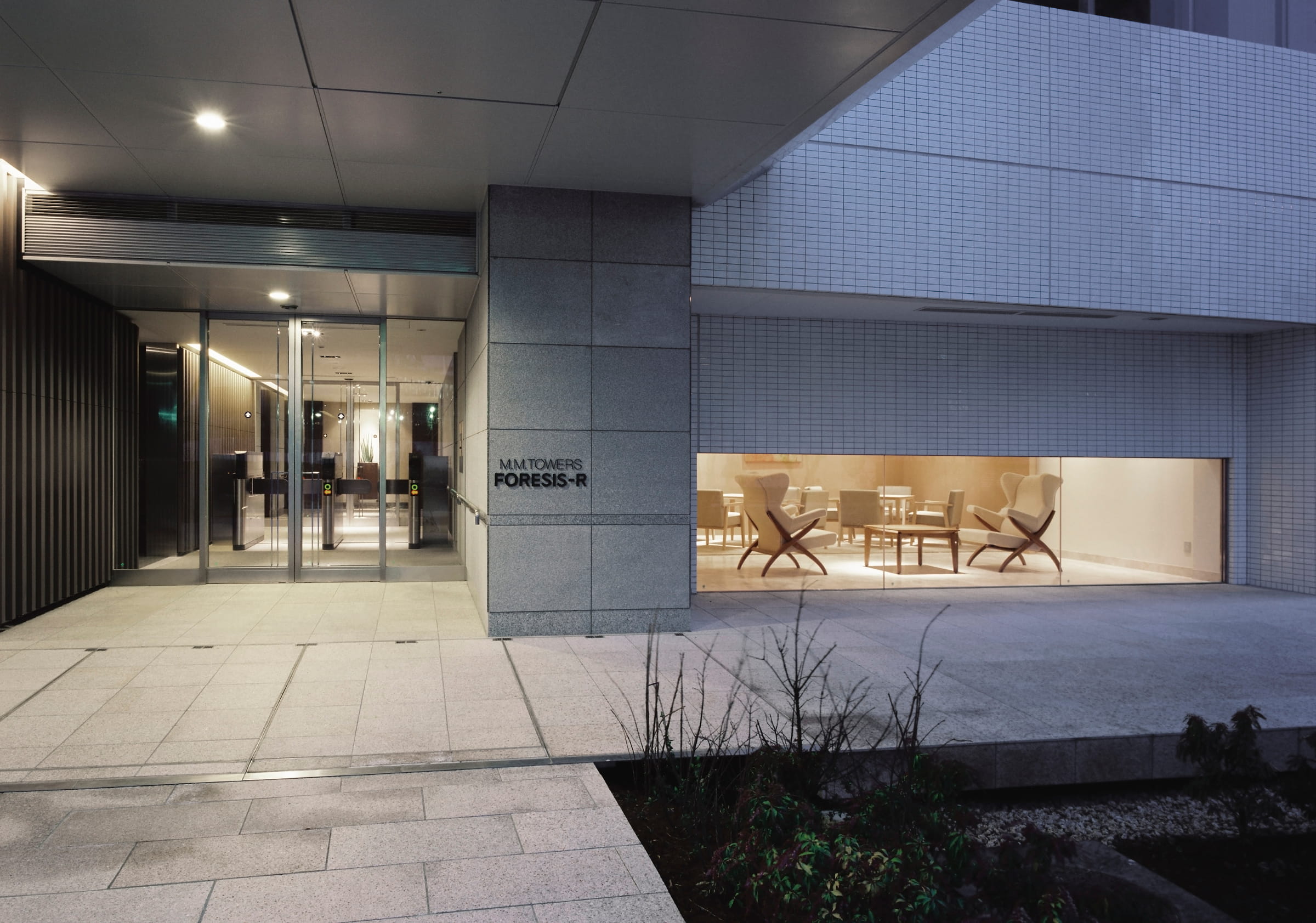 M.M.TOWERS FORESIS R棟-h