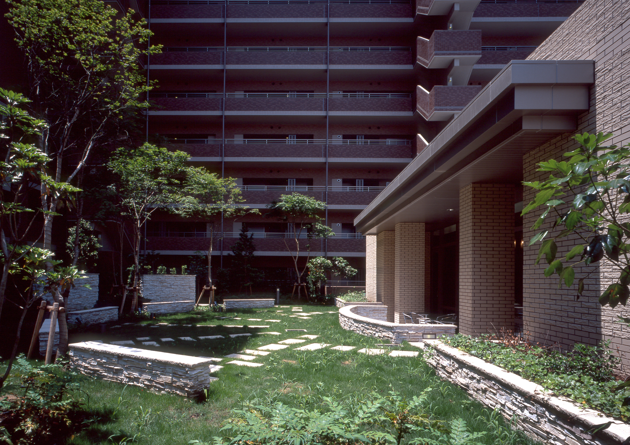 ガーデンアリーナ新百合ヶ丘-h