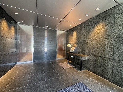 ルクセンブルグハウス-h