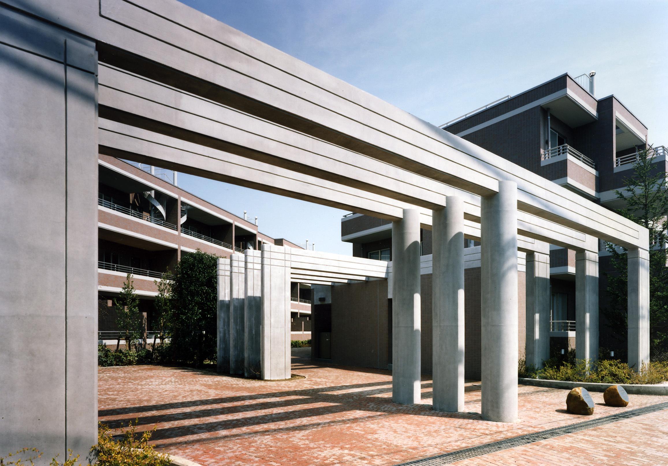 ガーデンズ綱島-h