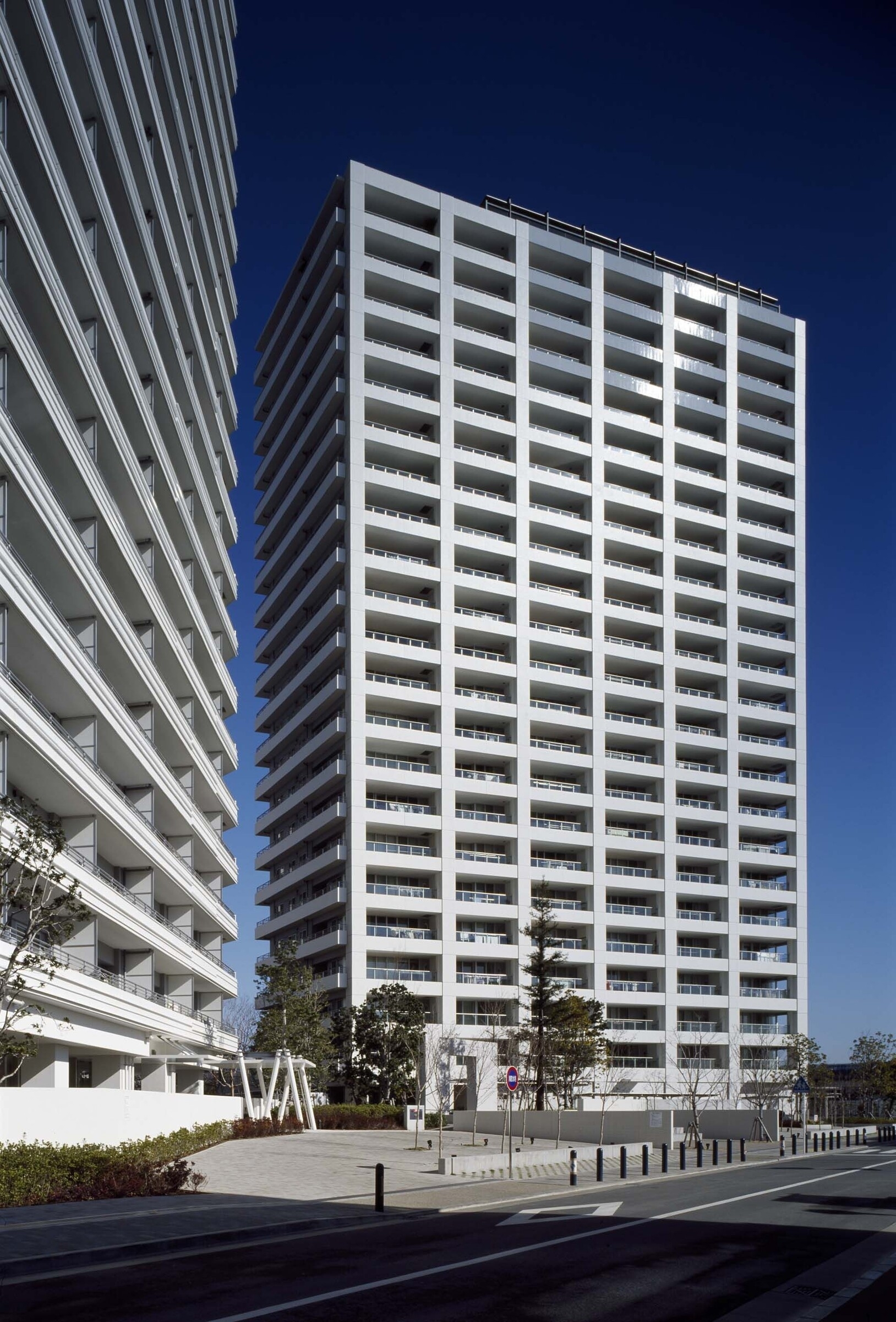 コットンハーバータワーズ-h