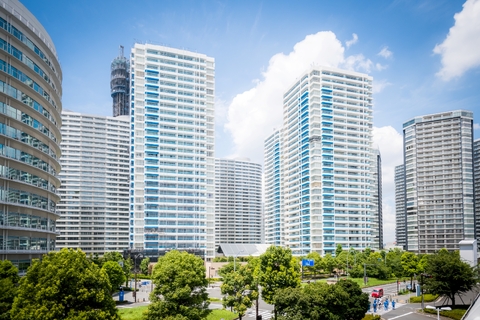 M.M.TOWERS　the　East-h