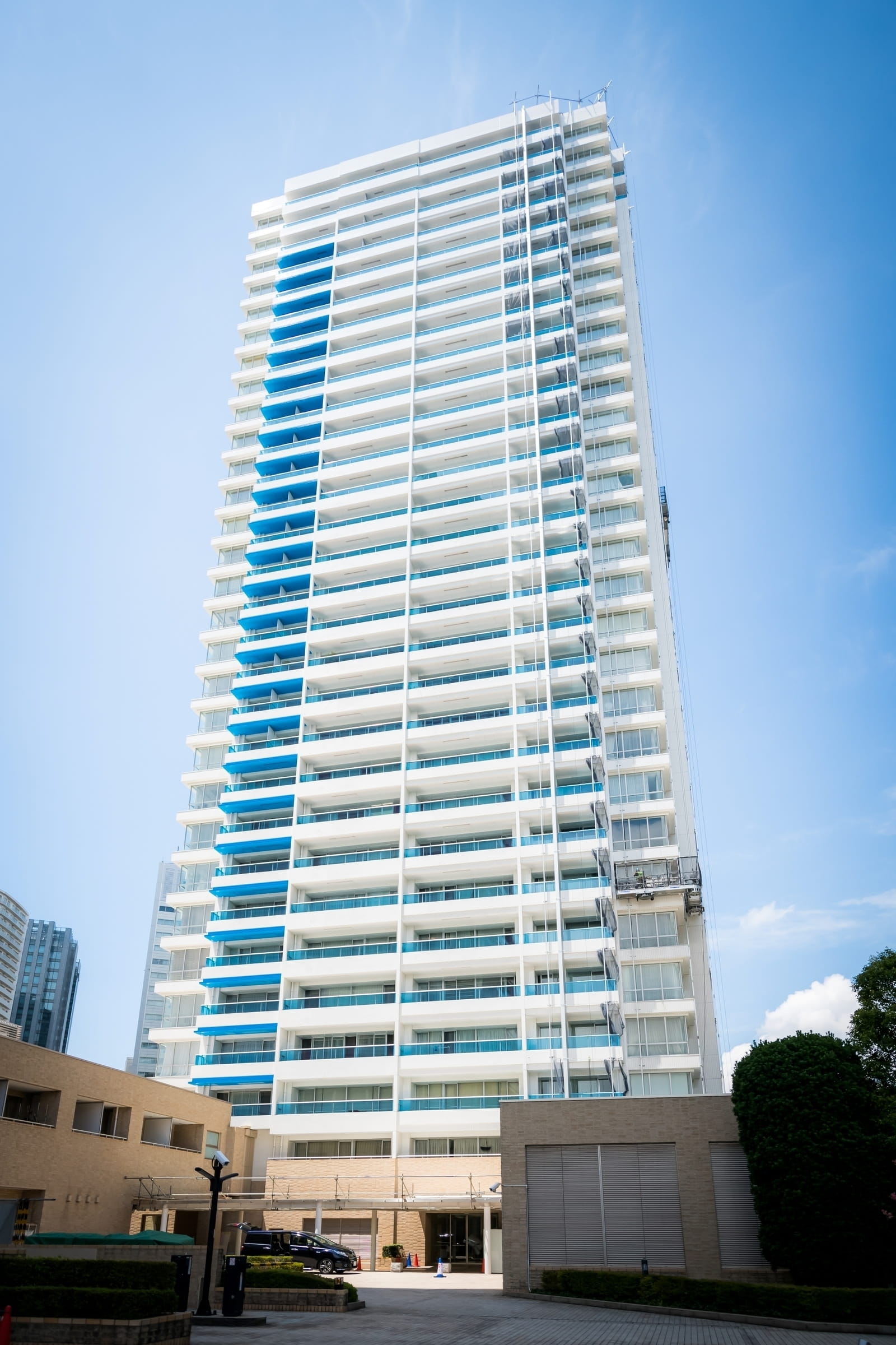 M.M.TOWERS　the　West-h