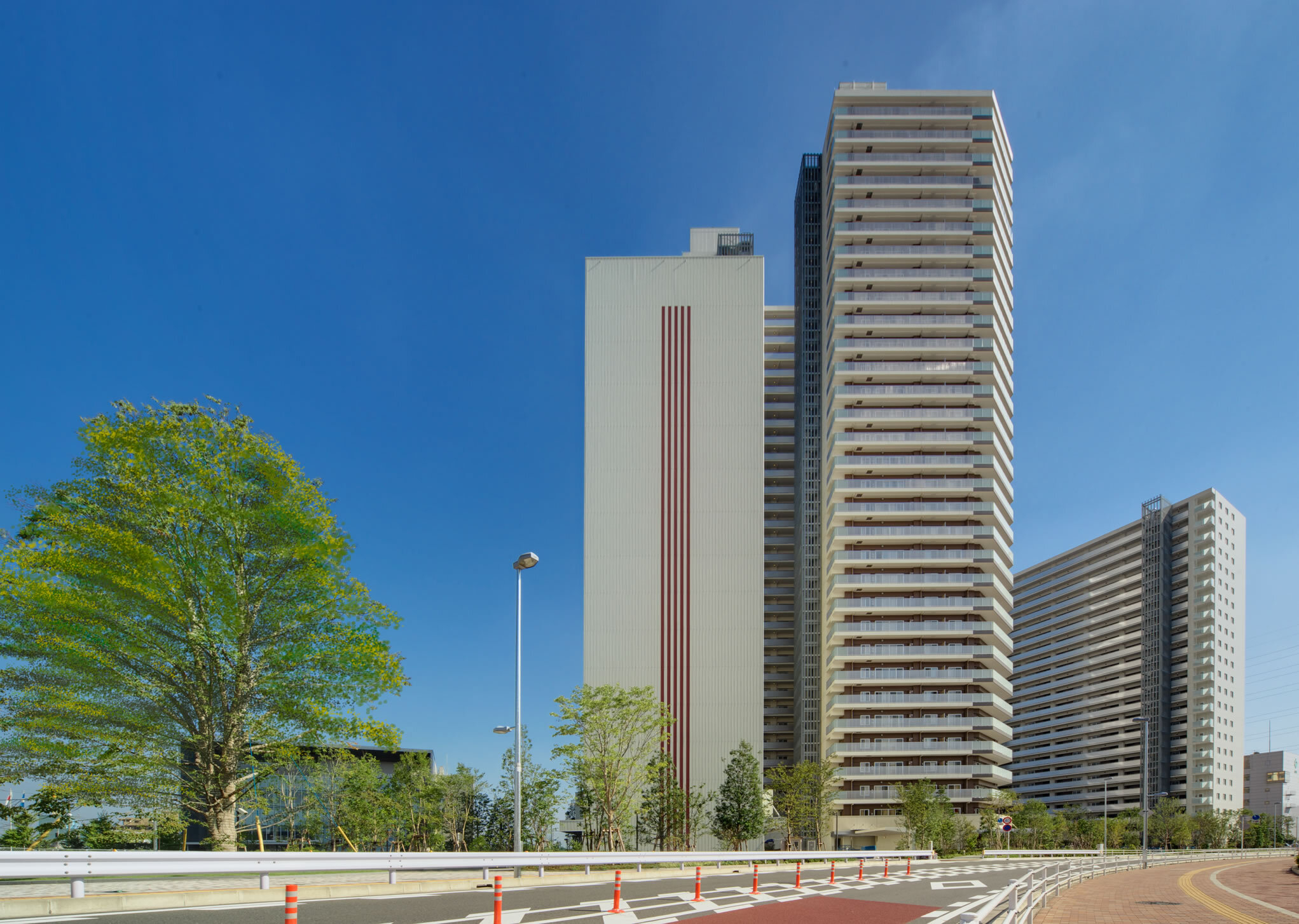 MID　OASIS　TOWERS-h