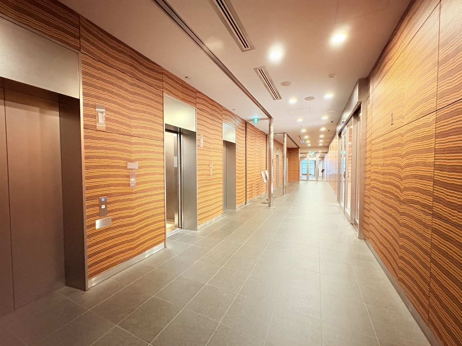 キャピタルマークタワー-h