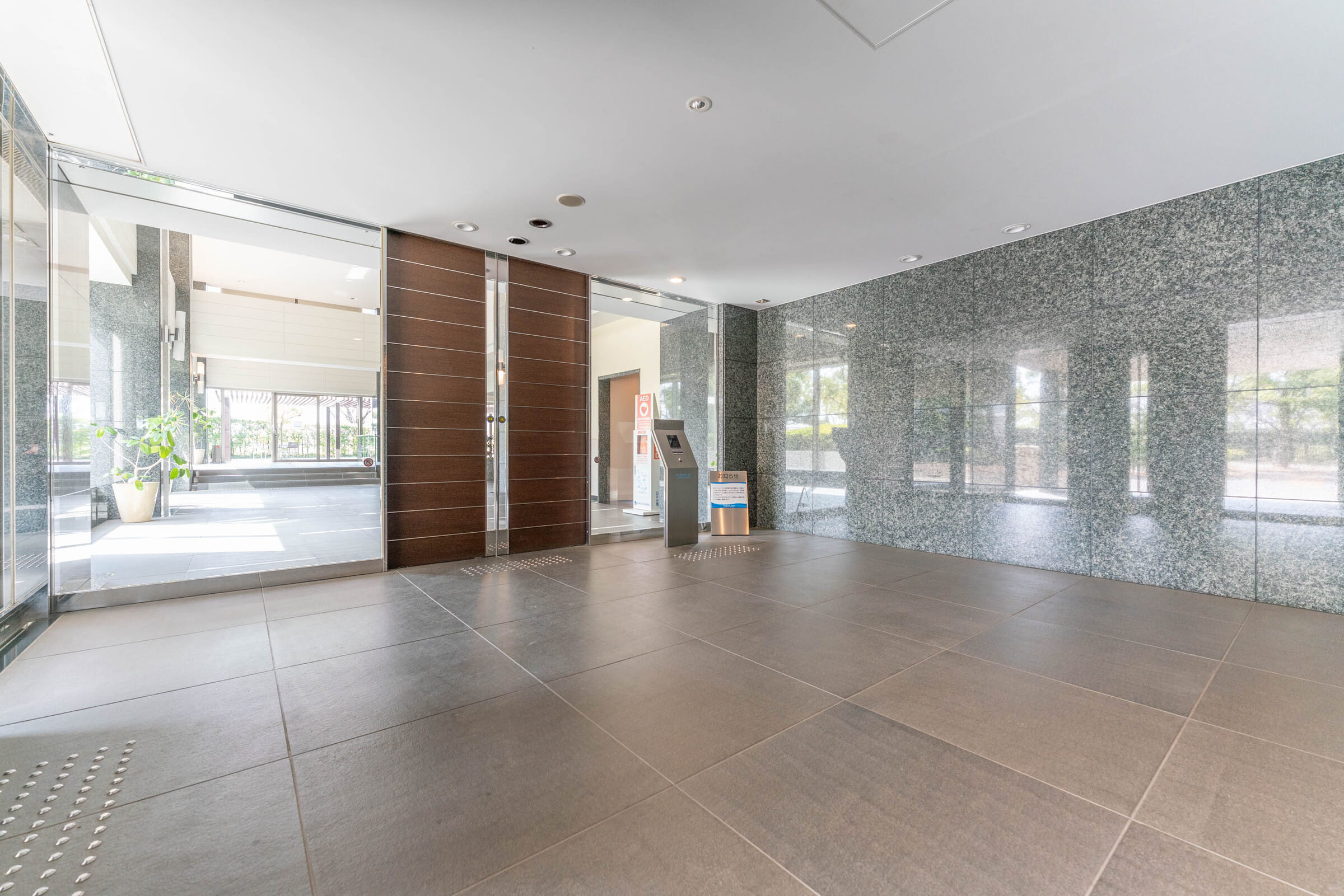 ザ・リバープレイスウエストタワー-h