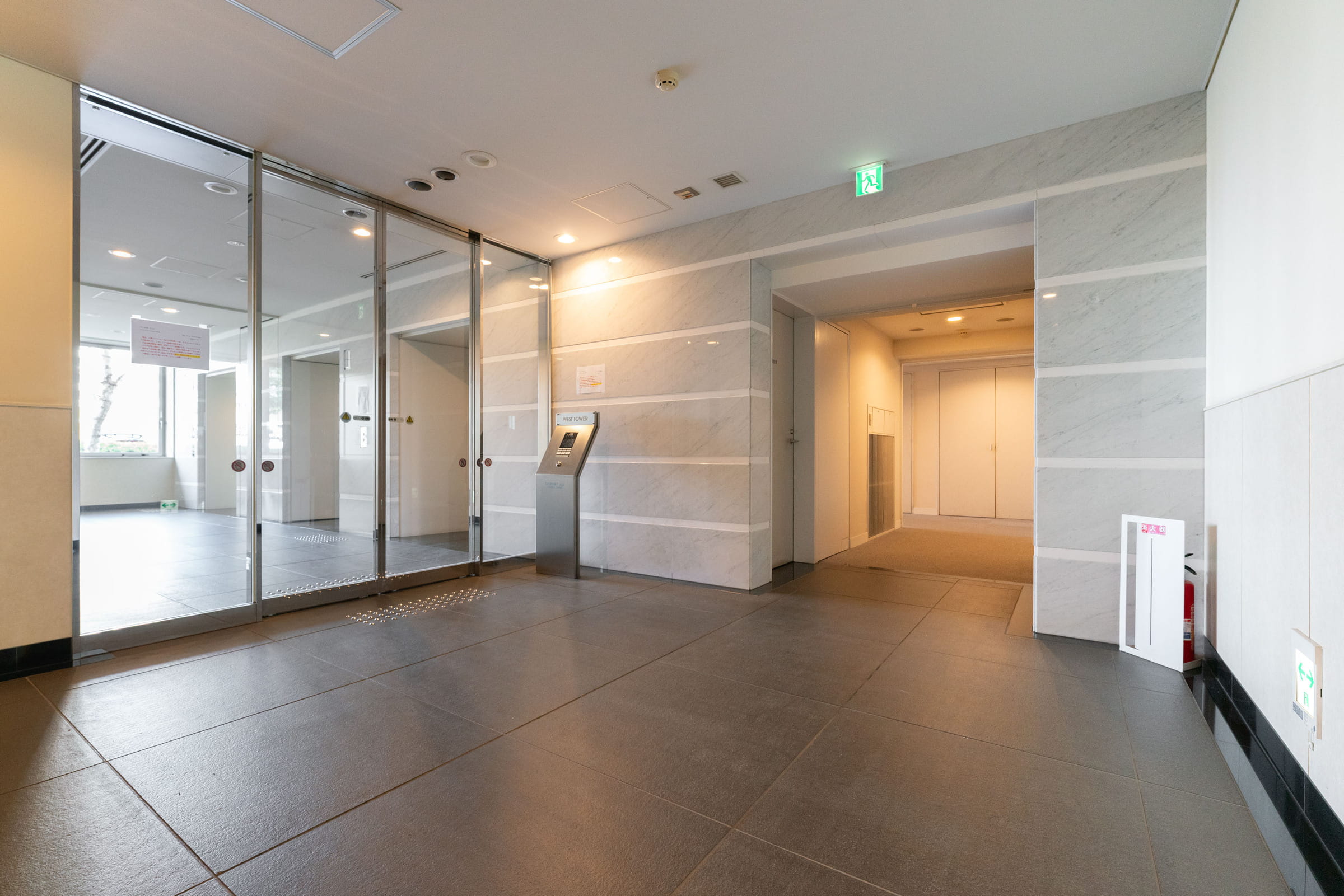 ザ・リバープレイスウエストタワー-h