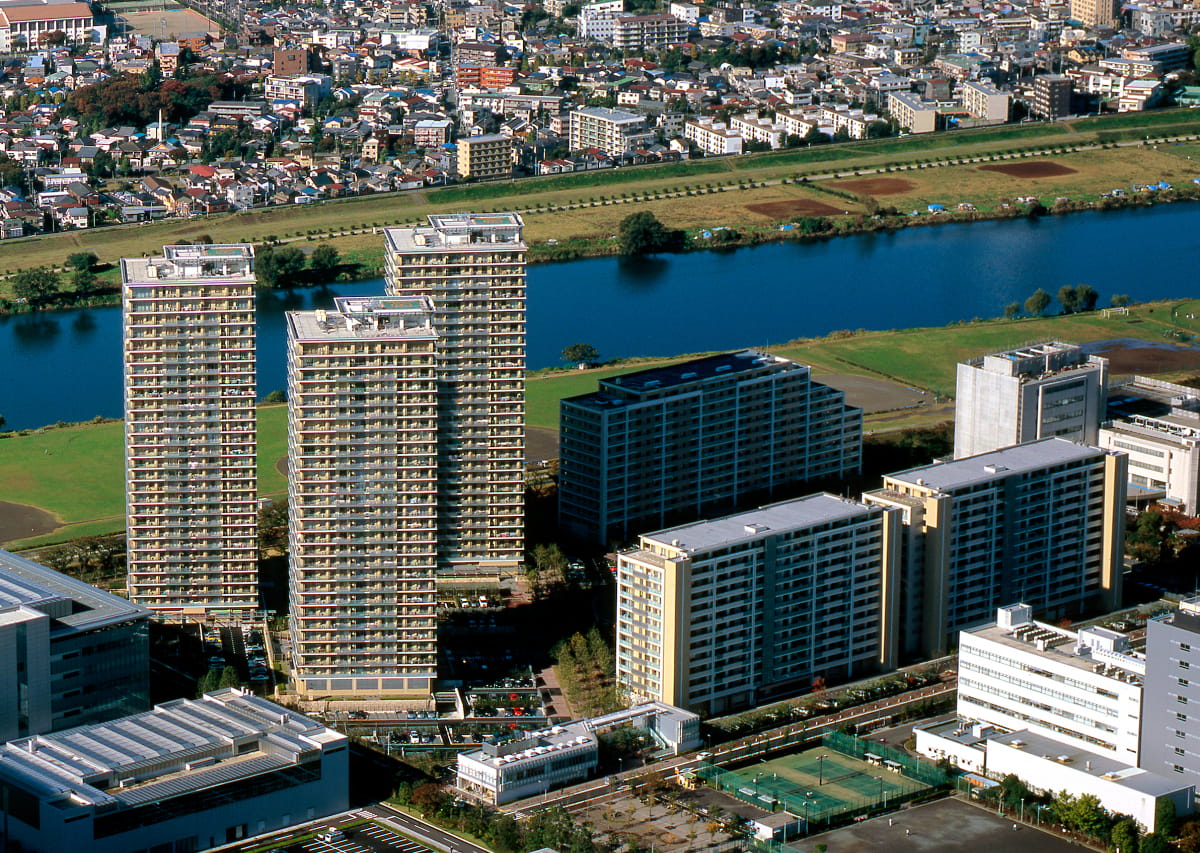 ザ・リバープレイスウエストタワー-h