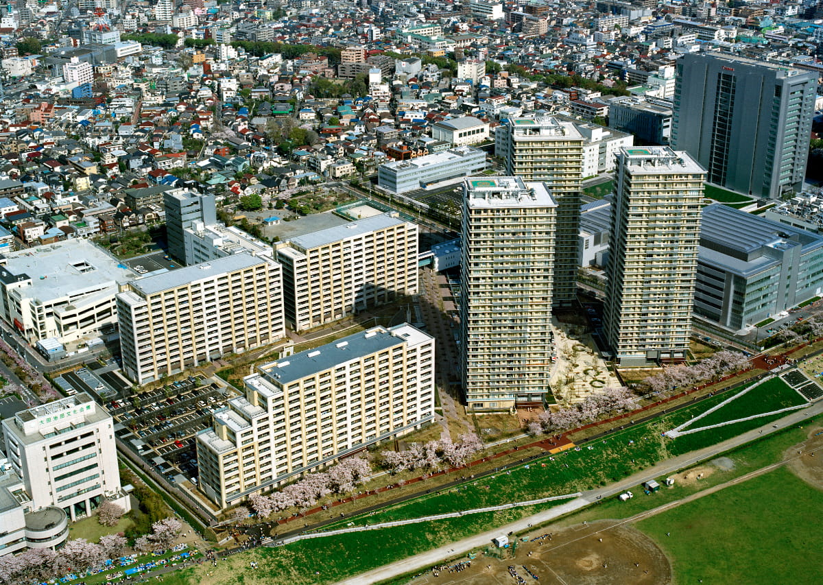 ザ・リバープレイスリバーコート-h