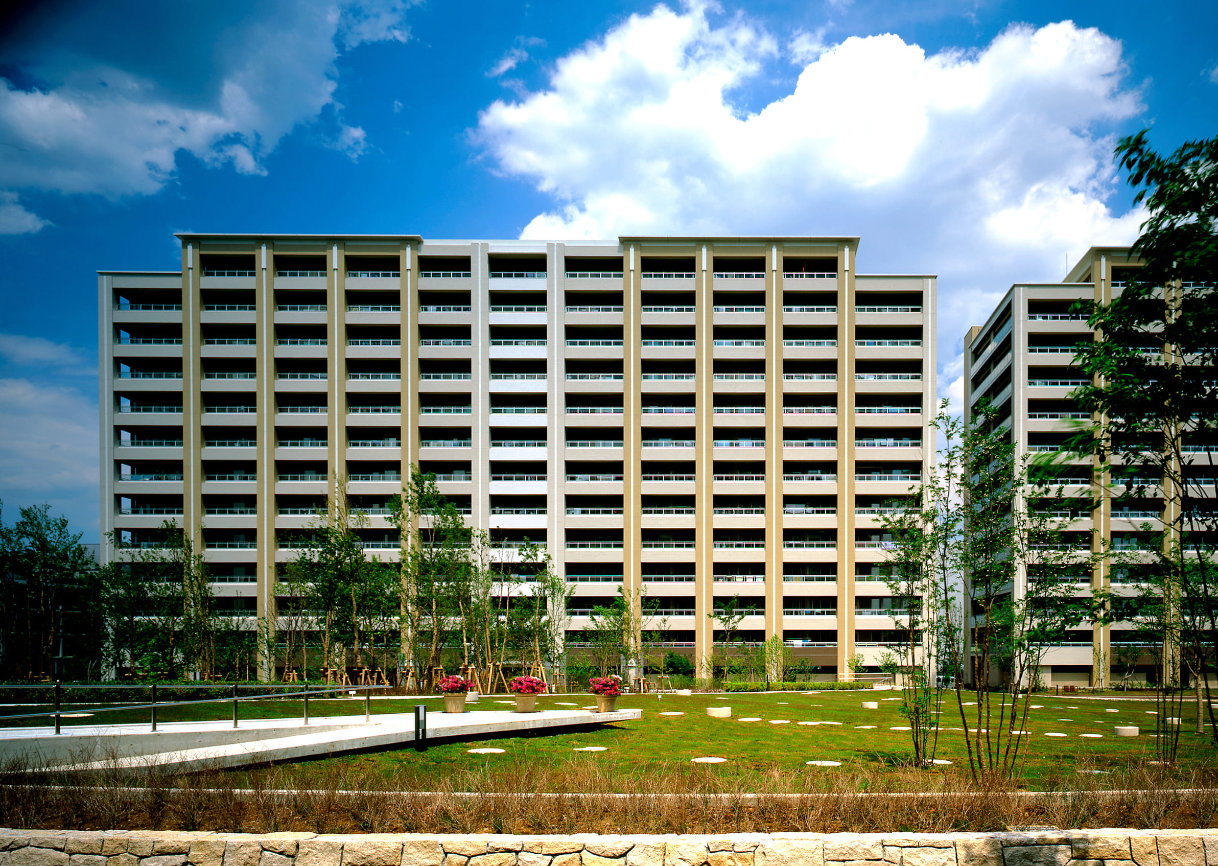 ザ・リバープレイスガーデンコート-h