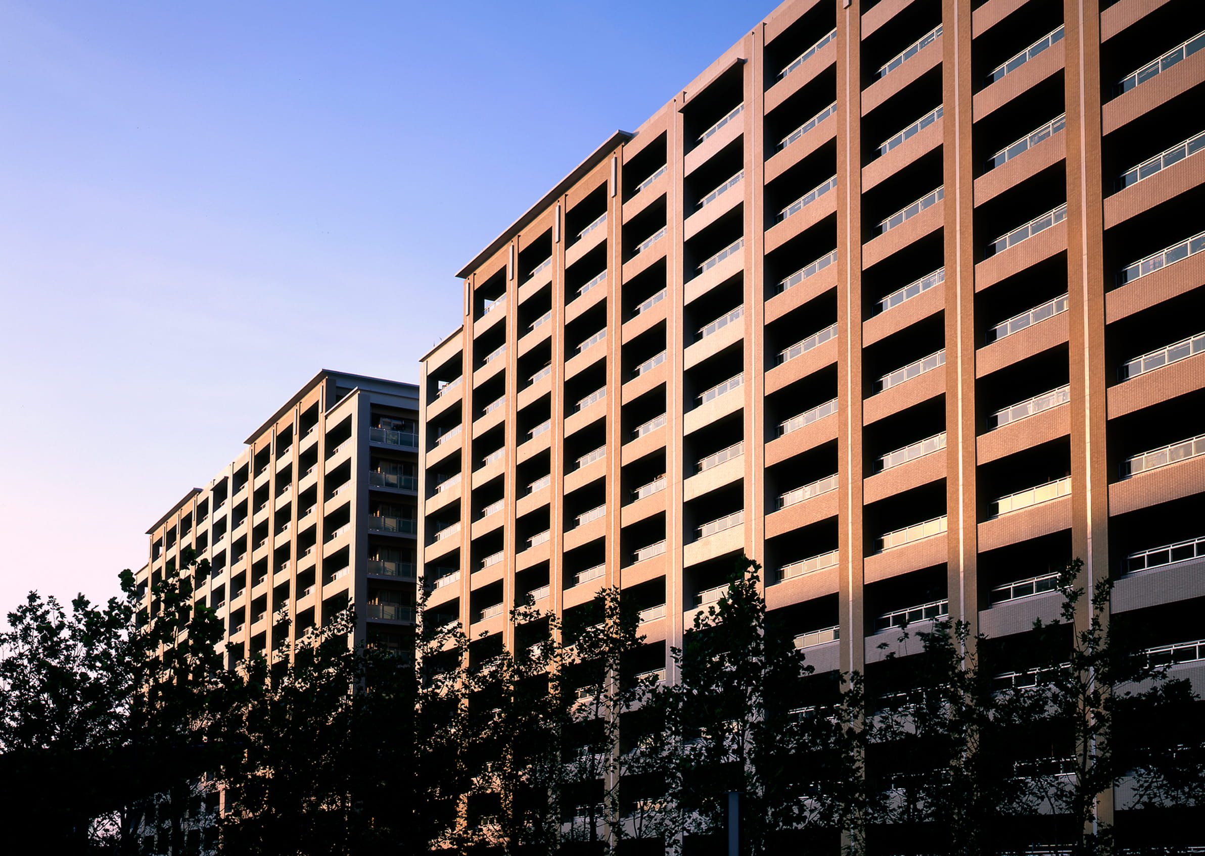 ザ・リバープレイスガーデンコート-h