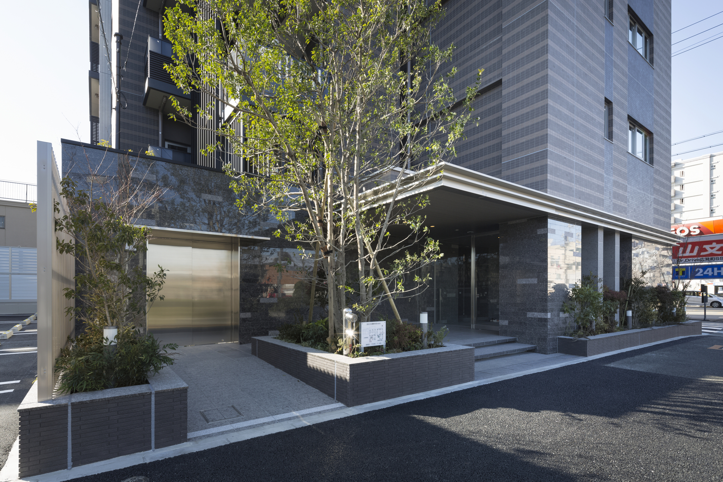 ザ・パークハウス桜山-h