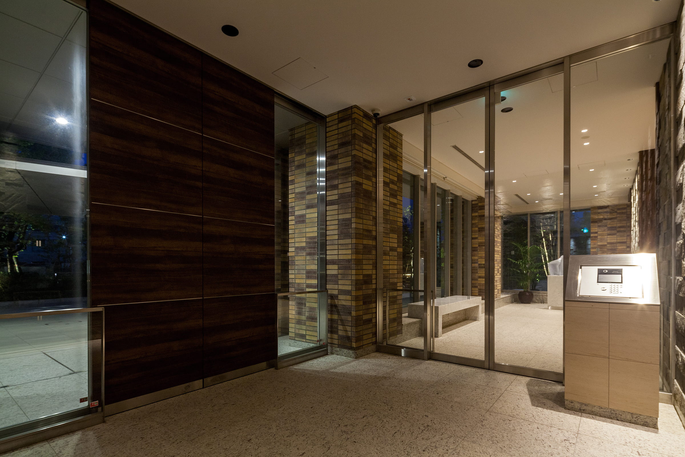 hitoto広島The Tower-h