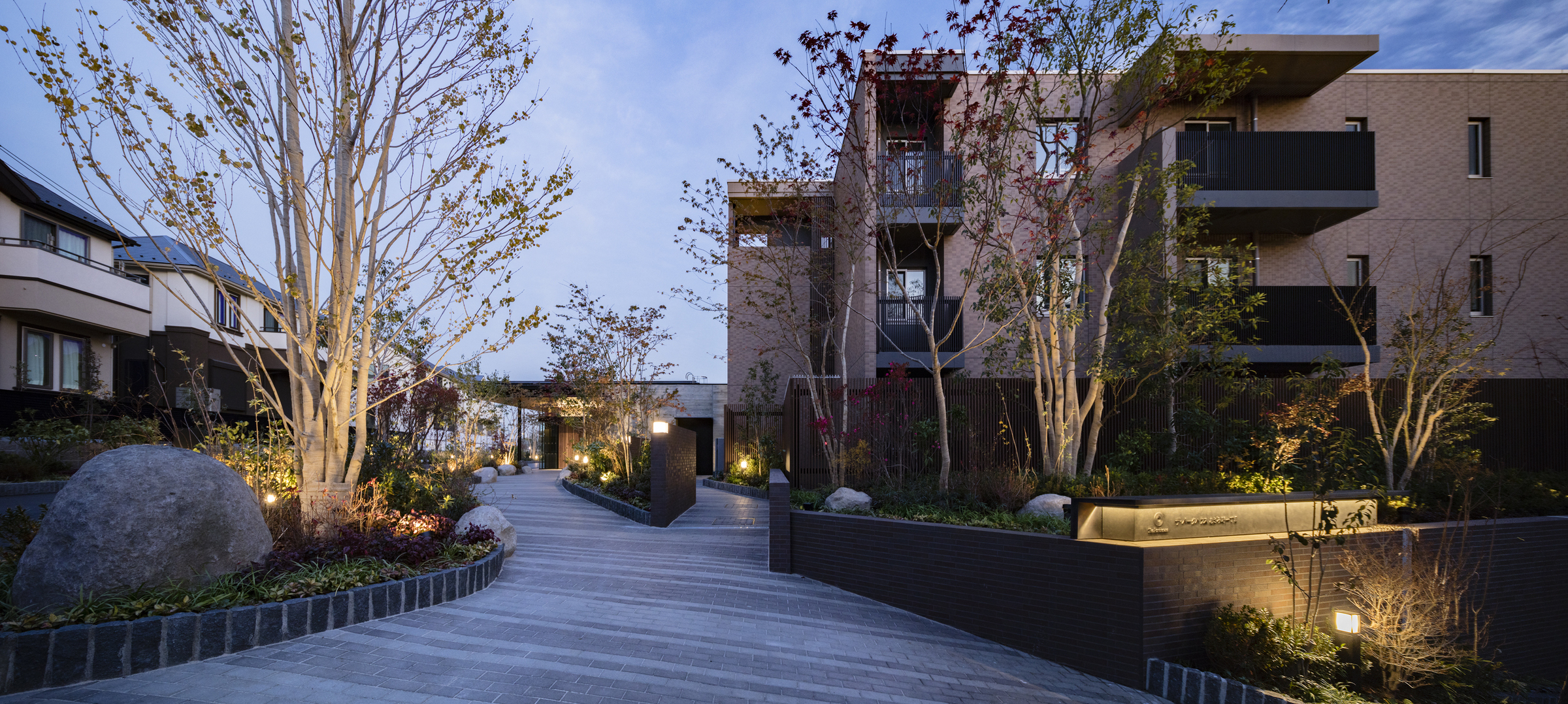 ザ・パークハウスあざみ野一丁目-h