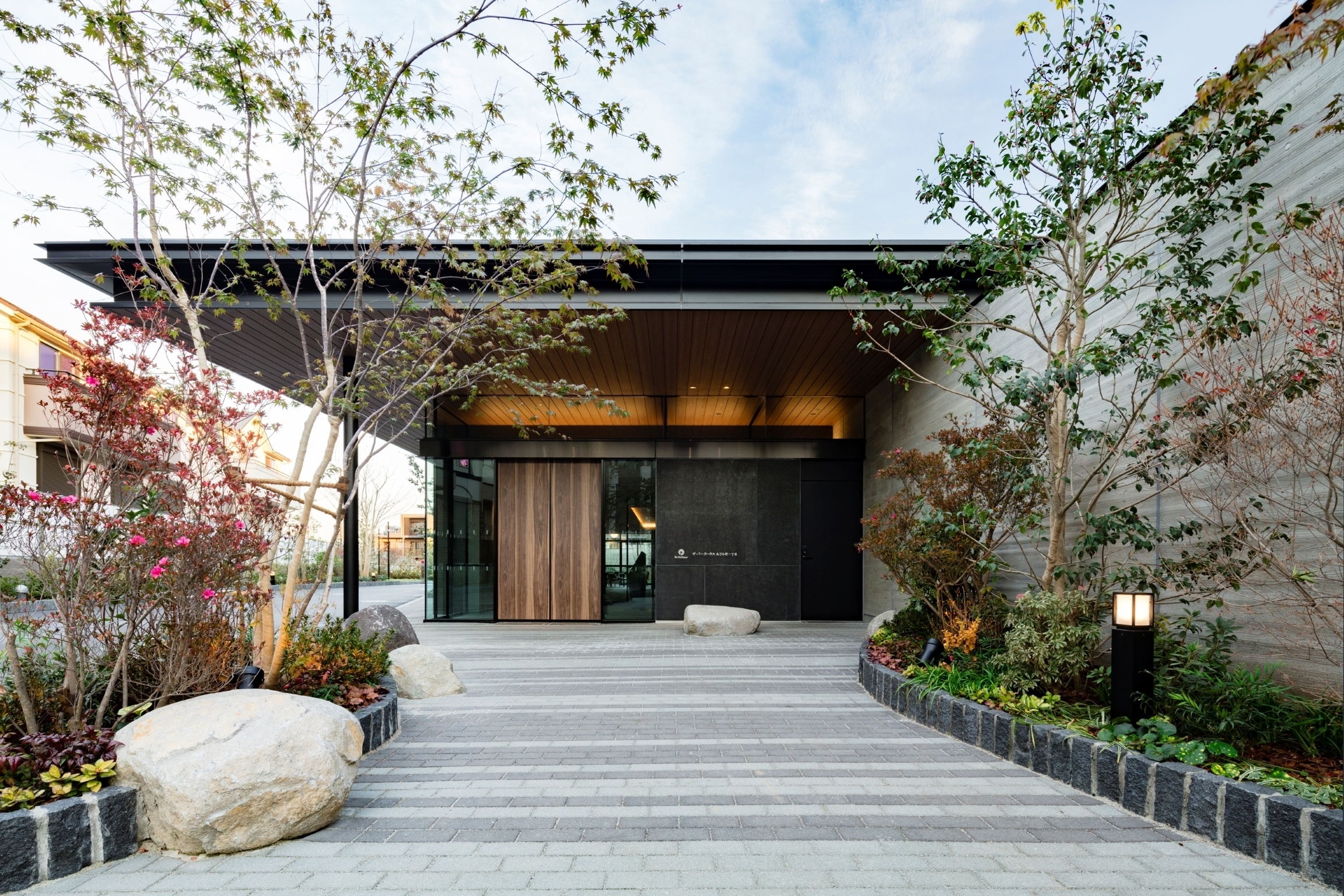 ザ・パークハウスあざみ野一丁目-h