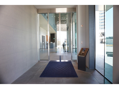 センターマークスタワー-h