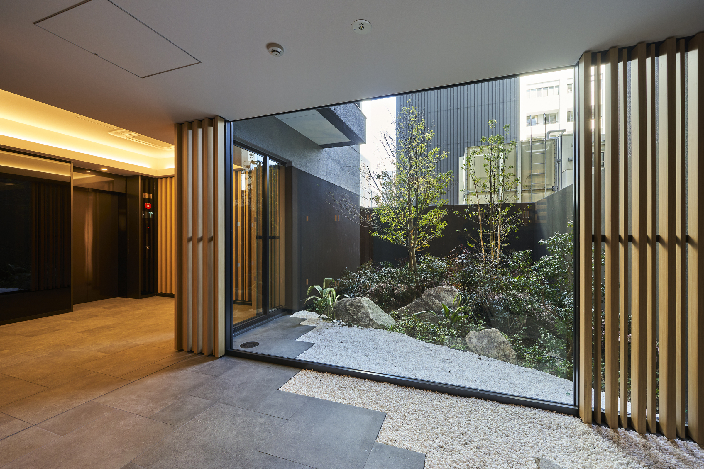 ザ・パークハウス丸の内三丁目-h