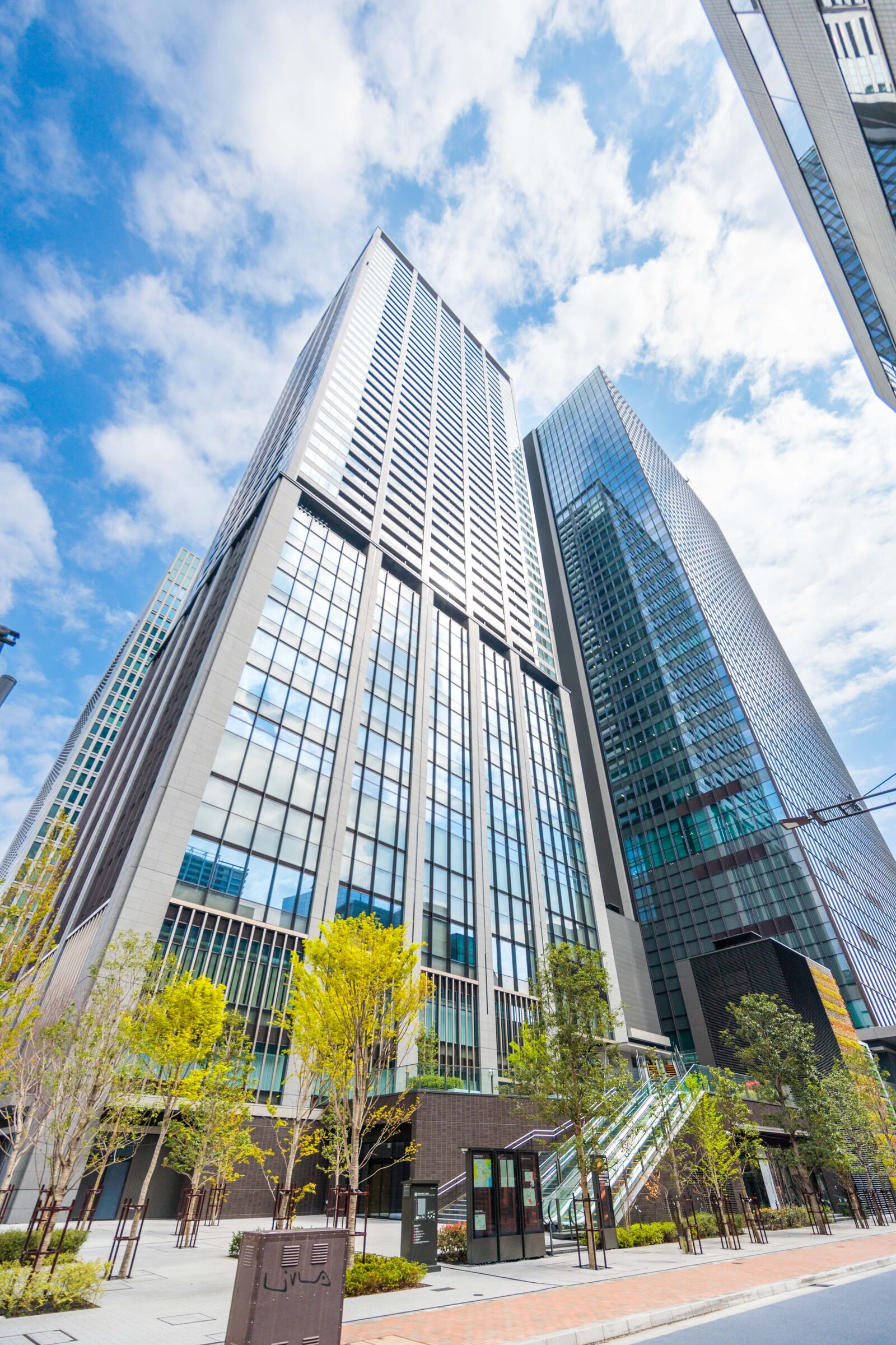 WORLD TOWER RESIDENCE