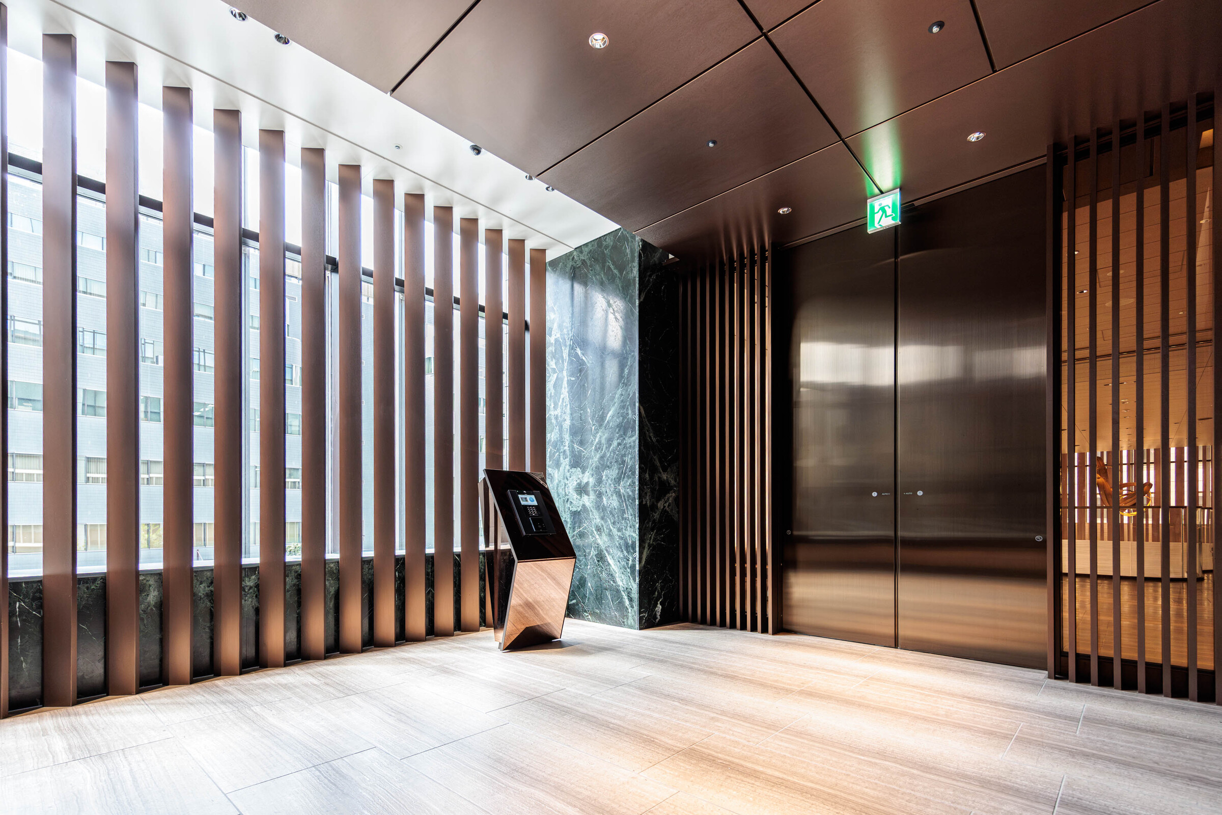 WORLD TOWER RESIDENCE-h