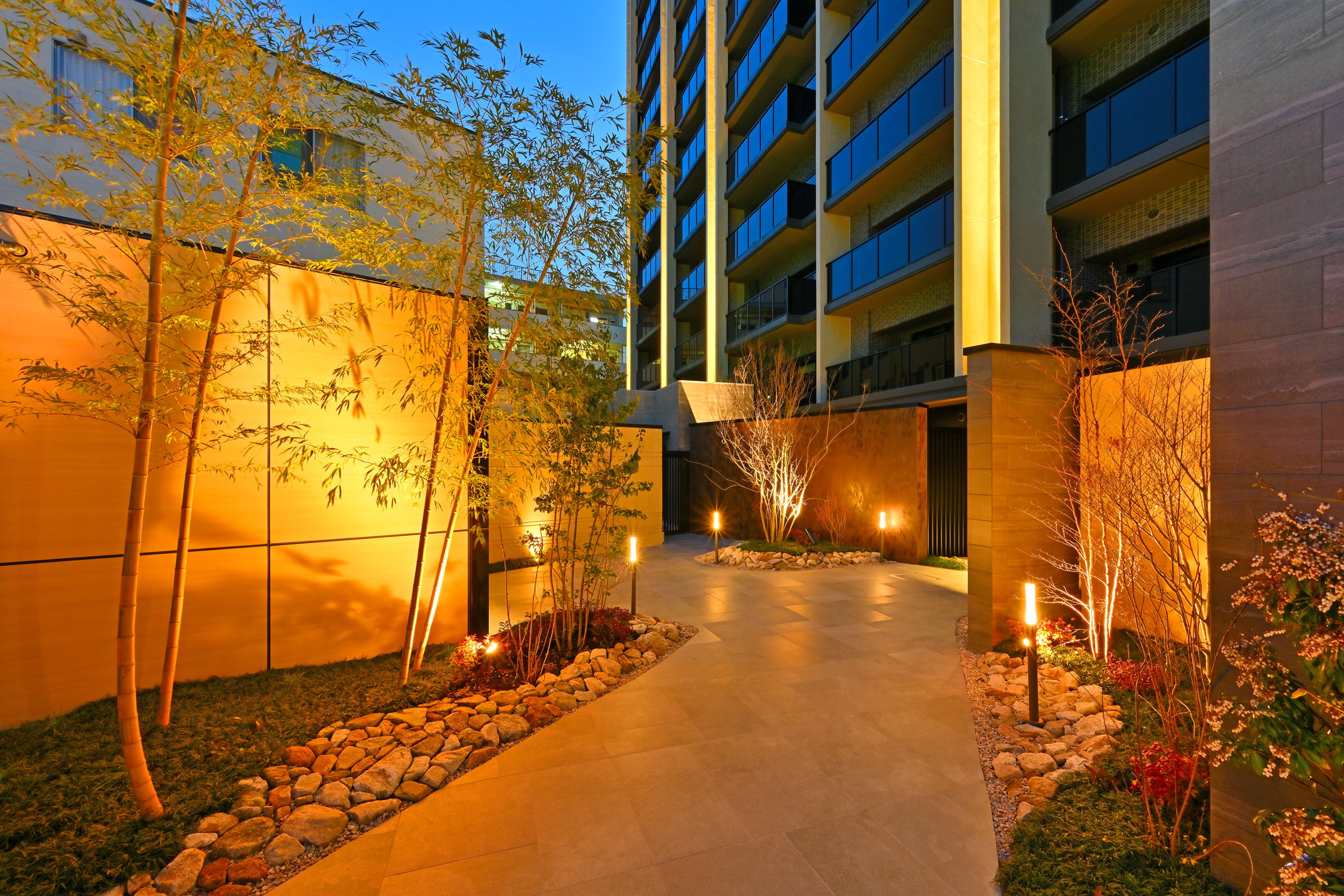 マークネクスト下大利-h