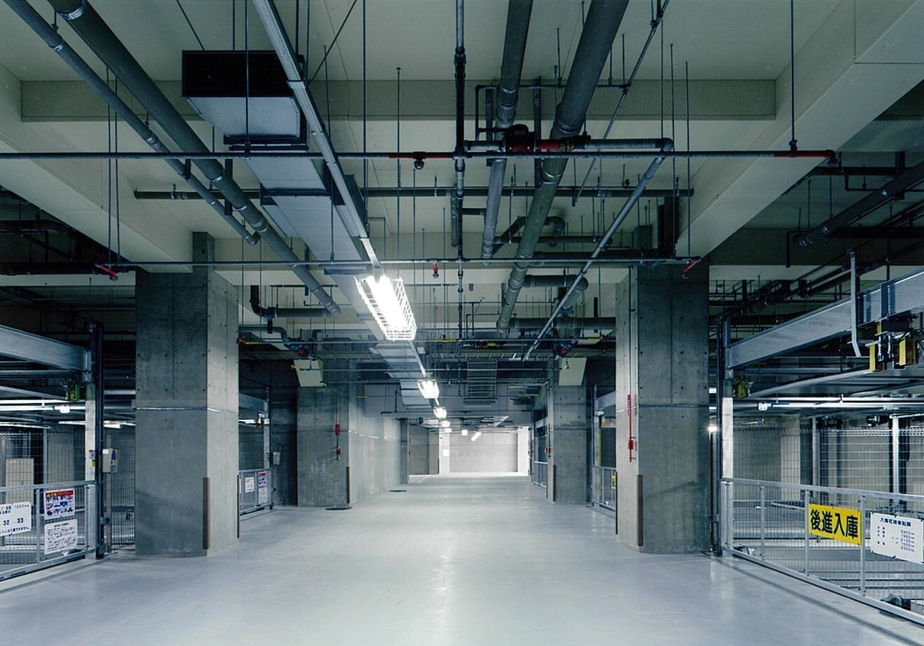 岡本ハウベス-h