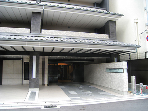 四条烏丸クロスマーク-h